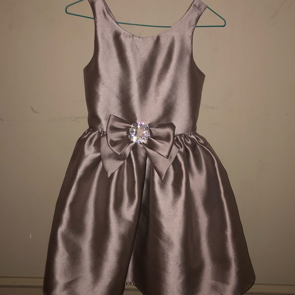 Silver embellished dress. Kid’s size 8